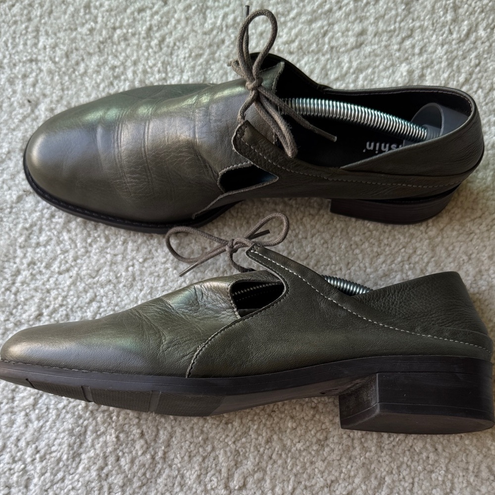 Olive Leather Women's Loafers